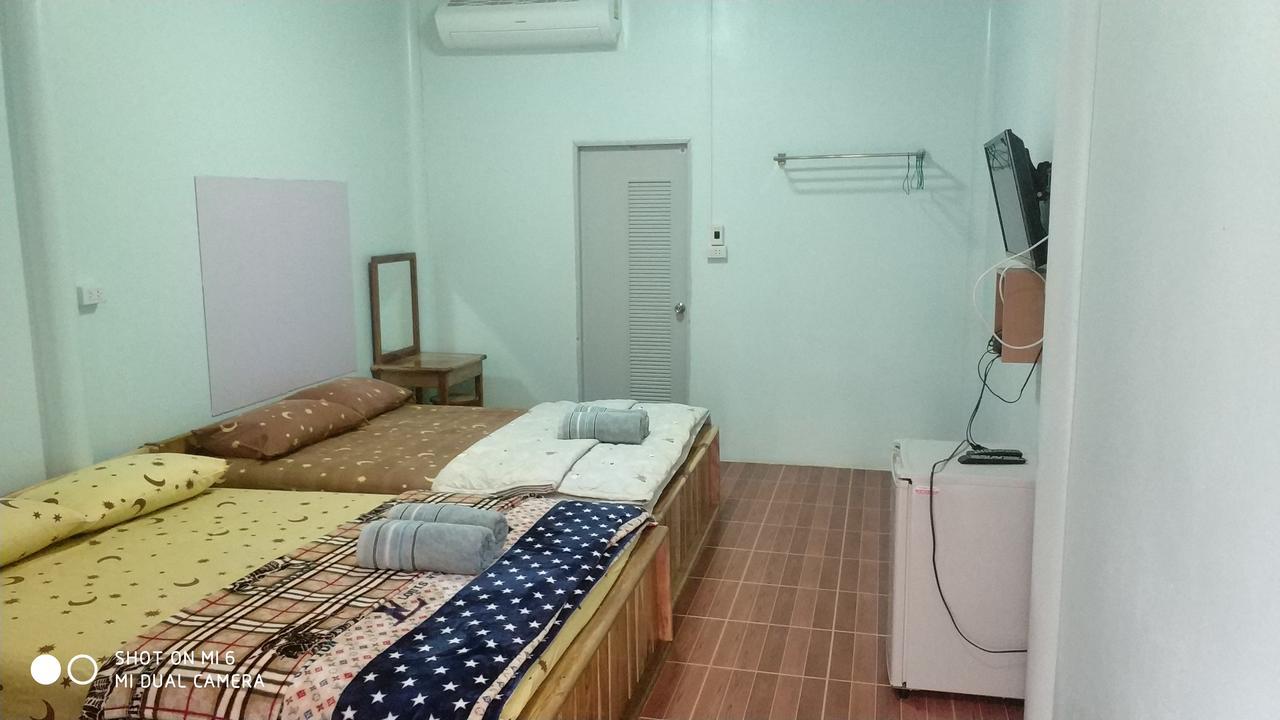 Baan Pak Phutawan Resort 班塔卡奥 外观 照片