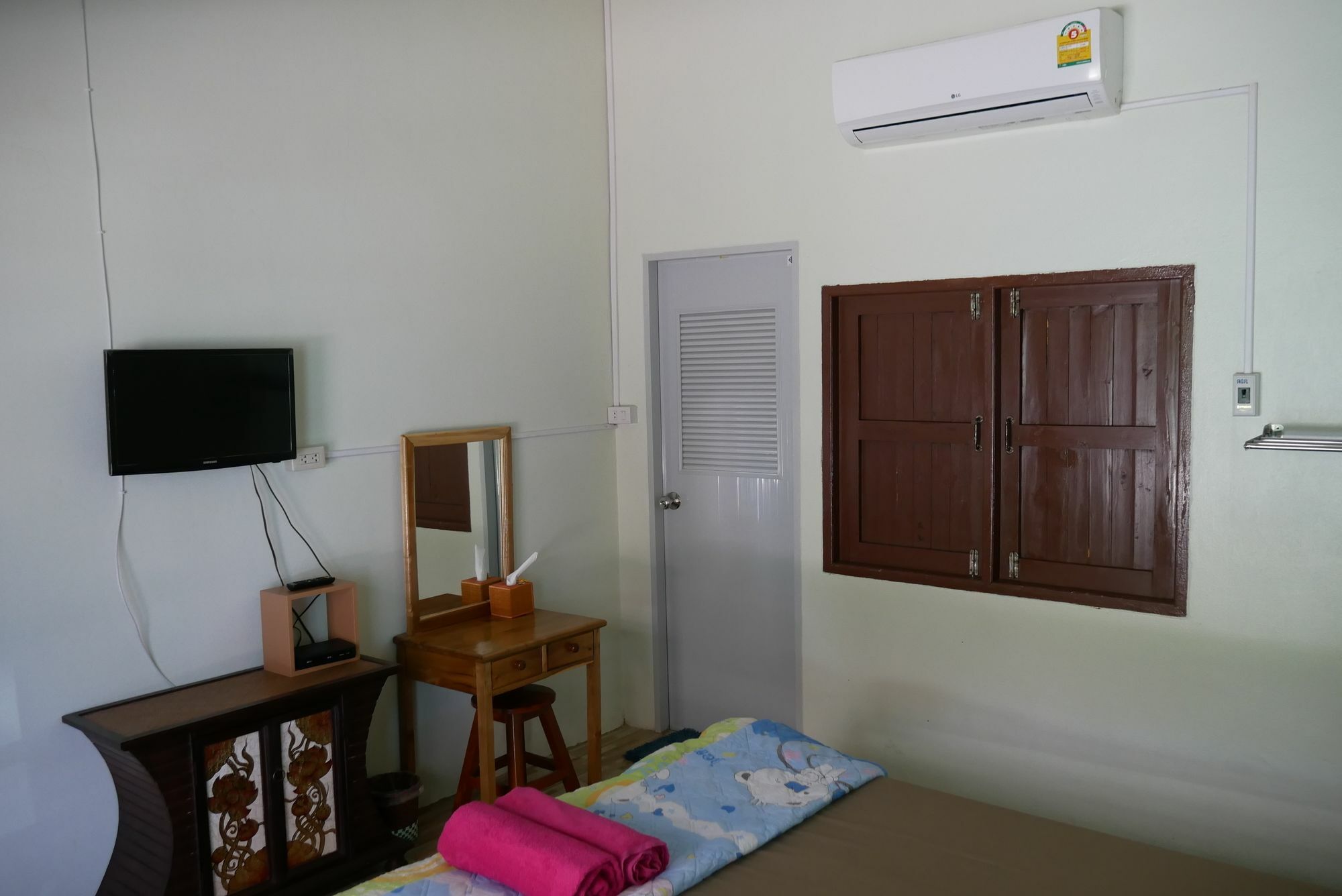 Baan Pak Phutawan Resort 班塔卡奥 外观 照片